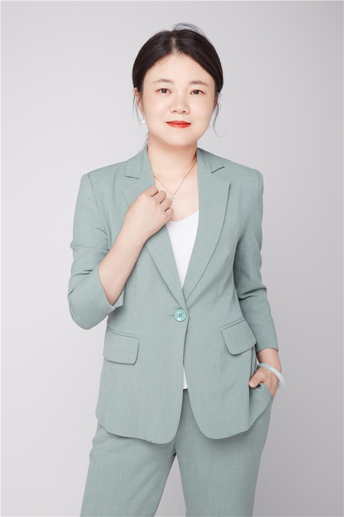 曾平